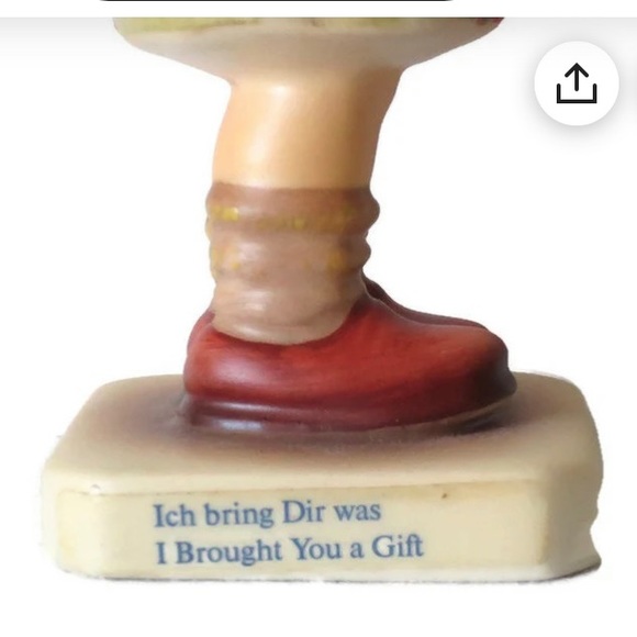 VINTAGE M.I. HUMMEL CLUB GOEBEL W.GERMANY BEE MARK "GIRL W BASKET" 479 FIGURINE - Picture 2 of 4